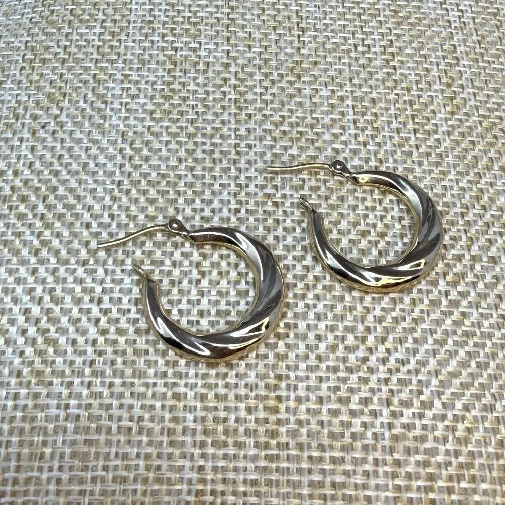 MA Israel 14K Yellow Gold Twist Hoop Earrings Michael Anthony 1.2 Grams - Picture 6 of 7